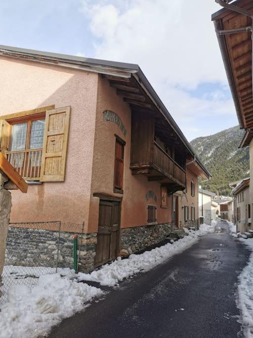 Gite 14 Pers Lesoursfanfarons Spacieux Chaleureux Bramans Buitenkant foto